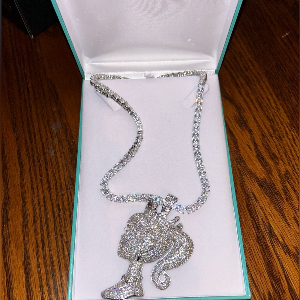 NEW 14K Gold Finish Simulated Diamond Custom  Bling 3D Hot Queen Crown necklace